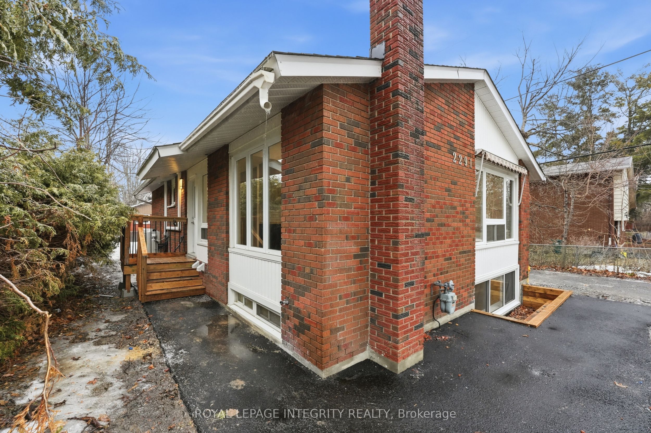 Additional image 2 of B-2291 Badger Crescent, Ottawa, ON, K2C 1H9