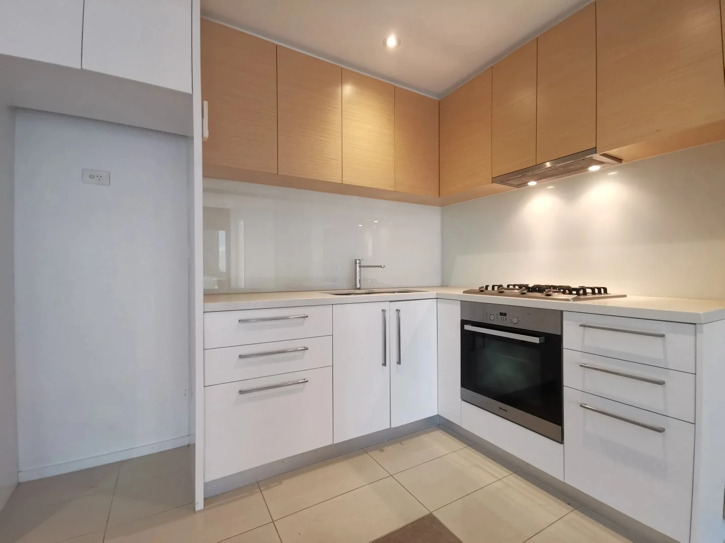 Additional image 2 of 3403/9 Power St, Southbank VIC 3006