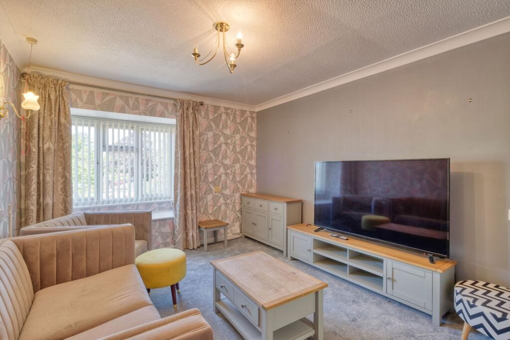 The Strand, St. James Court, B61