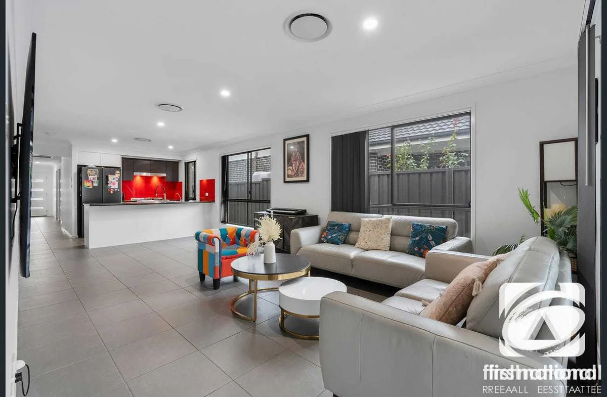21 Carter Street, Oran Park NSW 2570