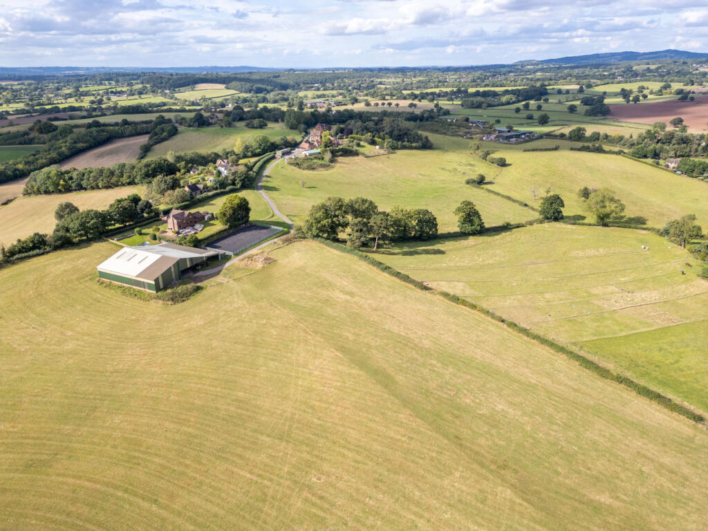 Monsieurs Hall Lane, Dodford, Bromsgrove, Worcestershire, B61