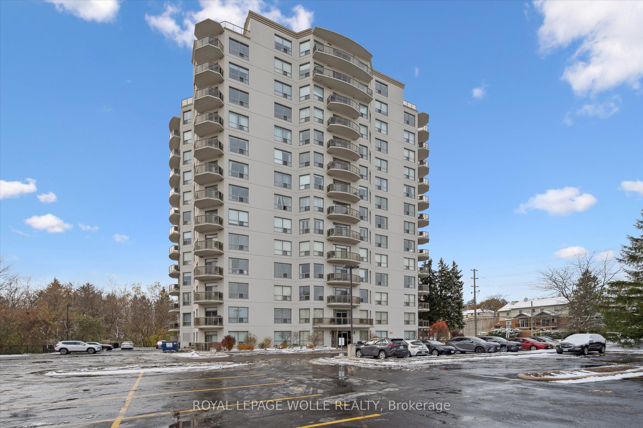 706-255 Keats Way, Waterloo, ON, N2L 6N6