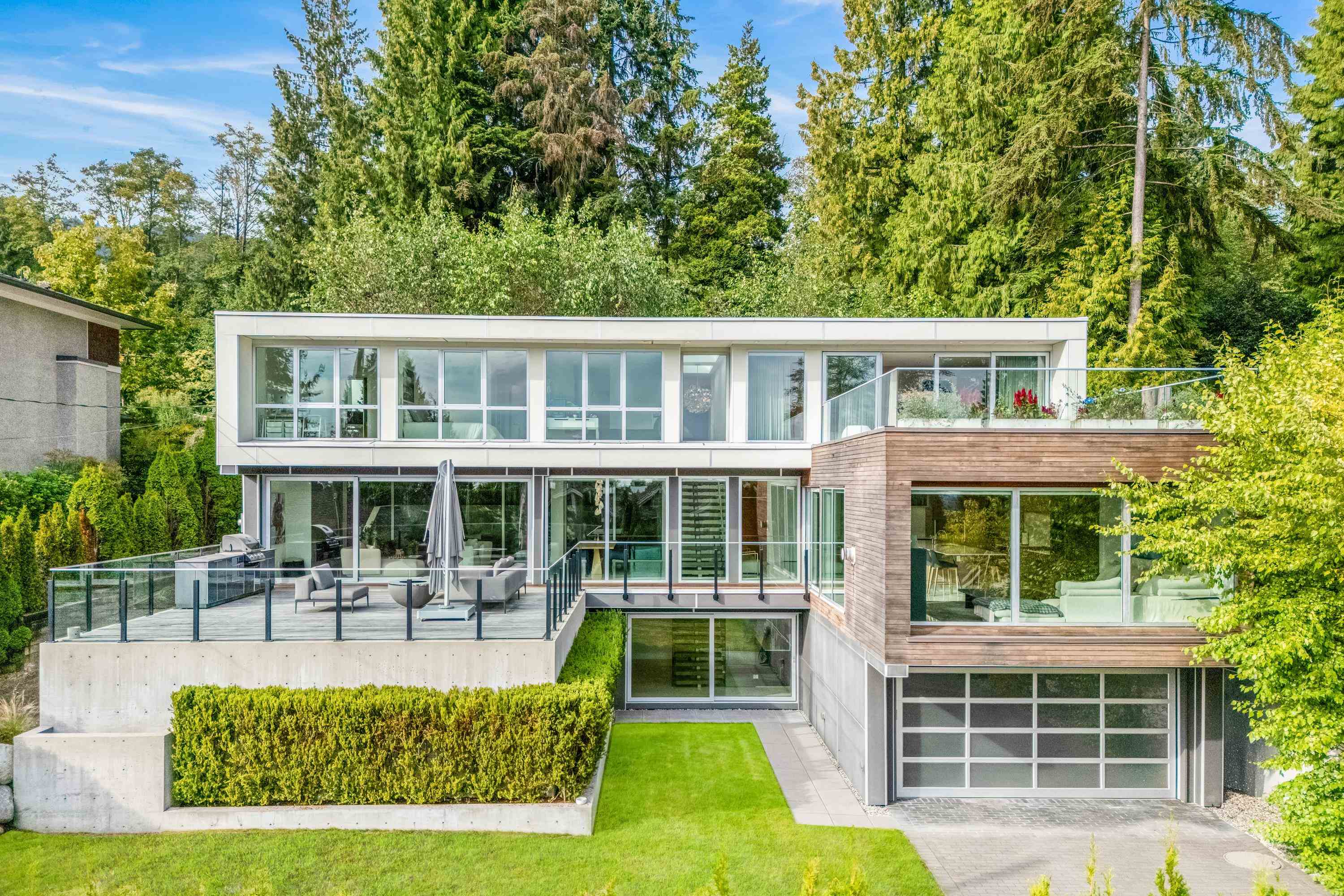1360 Queens Avenue, West Vancouver, BC, V7T 2H9