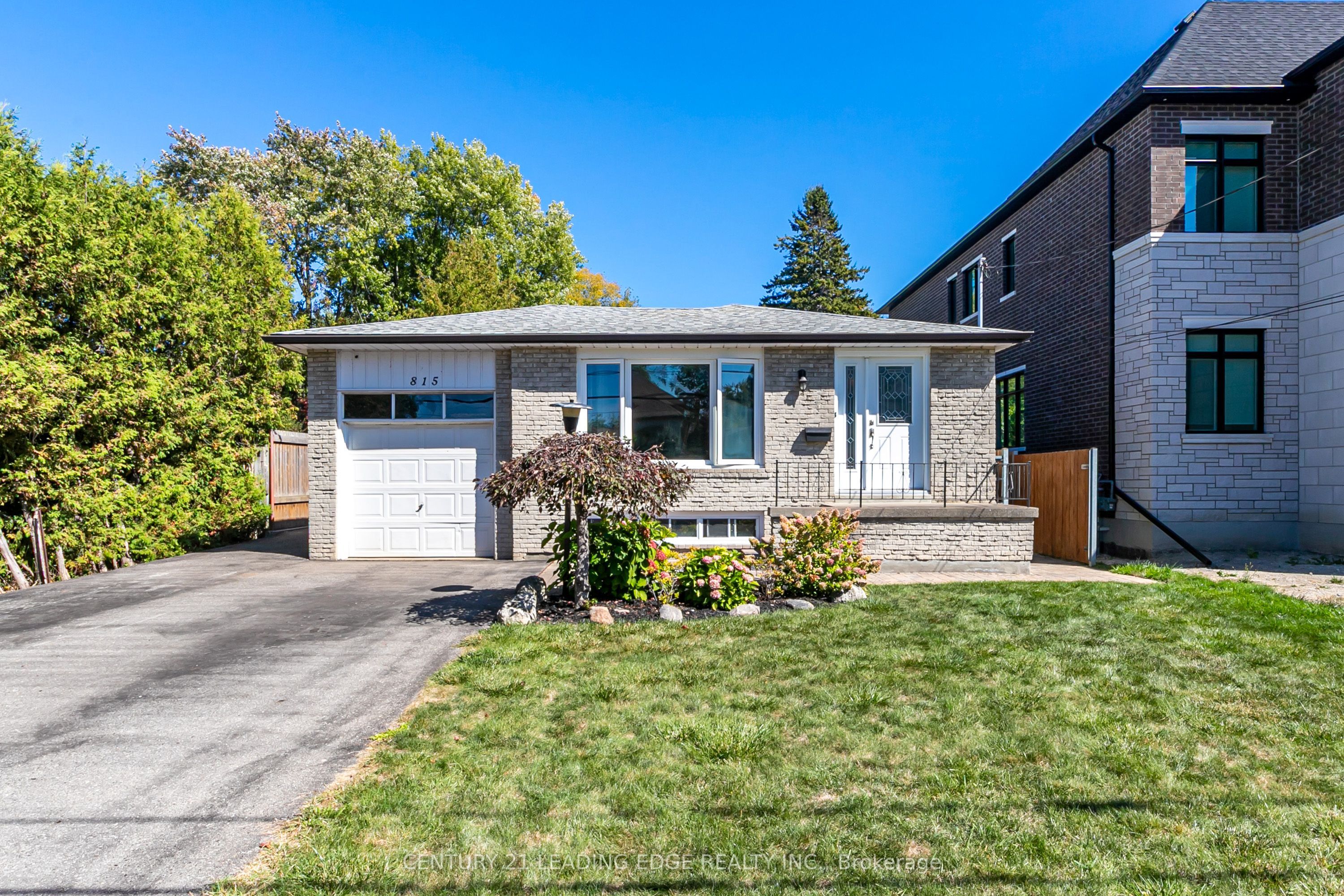 815 Douglas Avenue, Pickering, ON, L1W 1N2