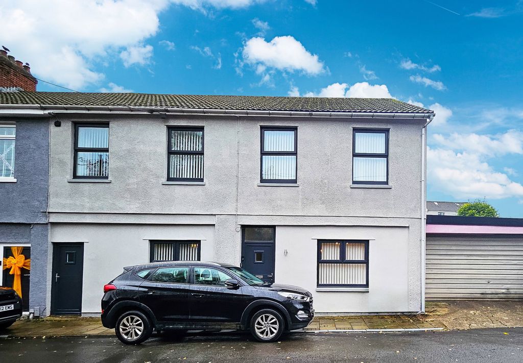 Additional image 3 of 4 bed terraced house for saleRaglan Road, Hengoed CF82
