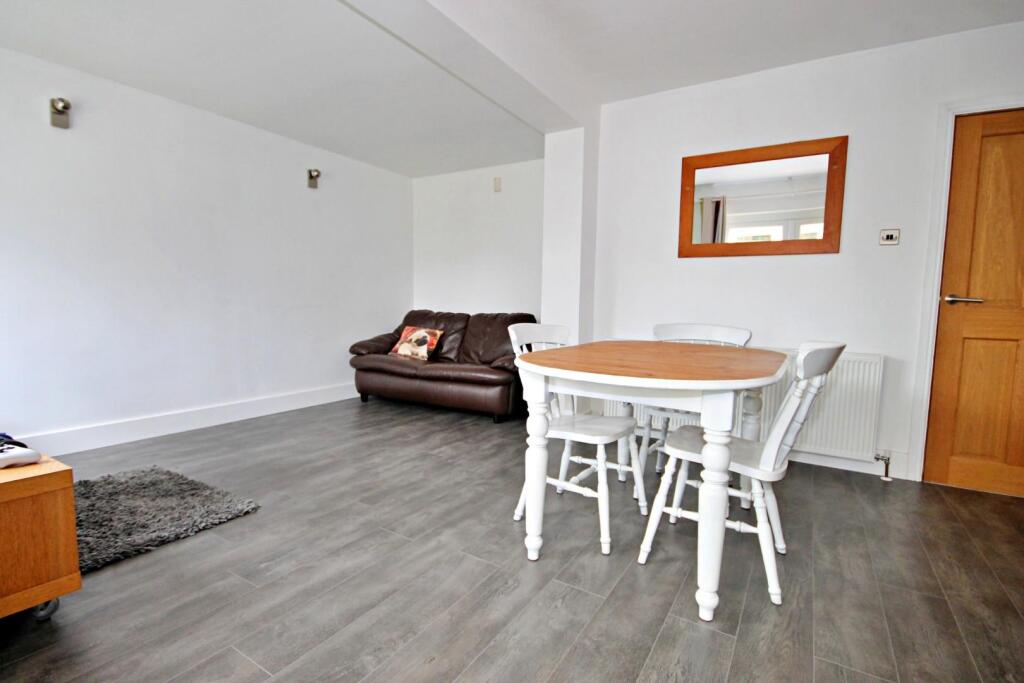 Additional image 4 of Wigford Road, Dosthill, Tamworth