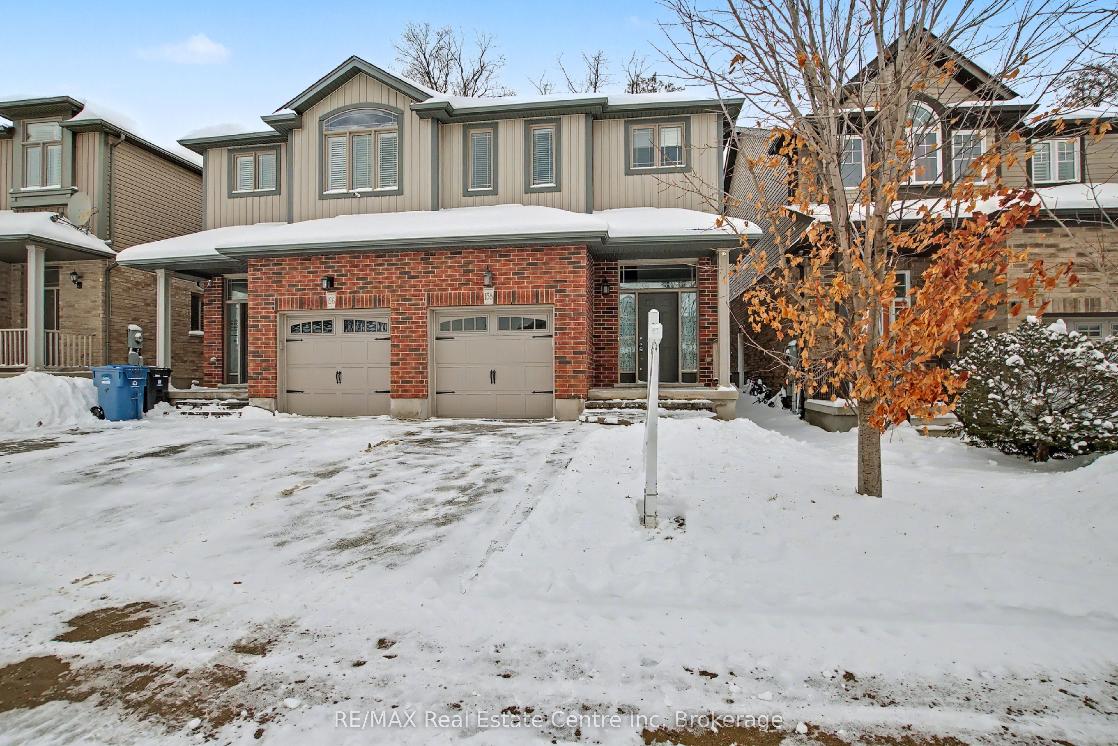 158 Kemp Crescent, Guelph, ON, N1E 0K1