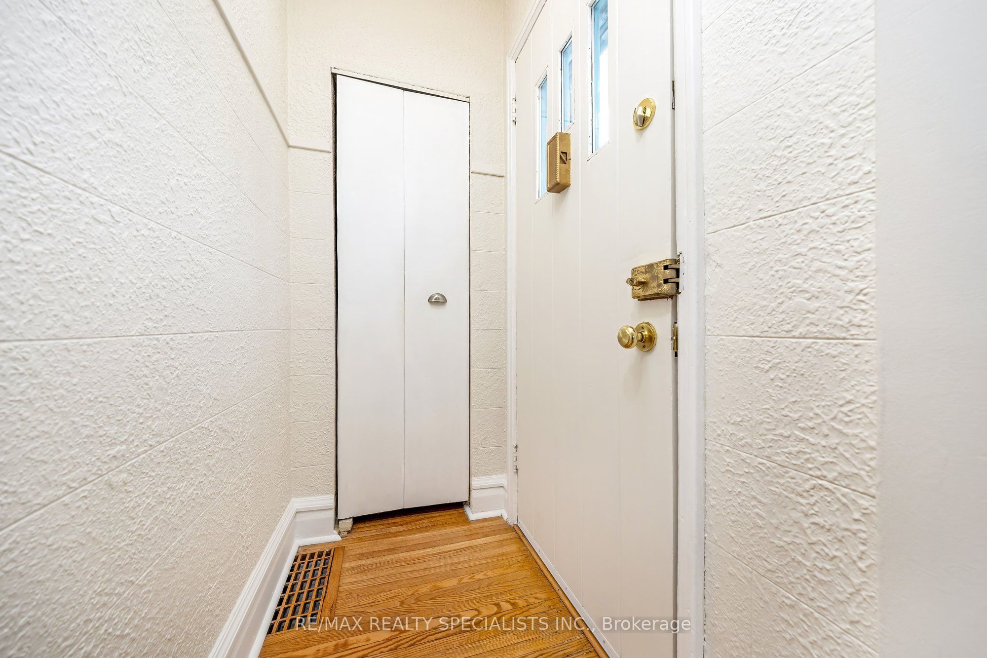 Additional image 6 of 571 Clark Avenue, Burlington, ON, L7S 1N9