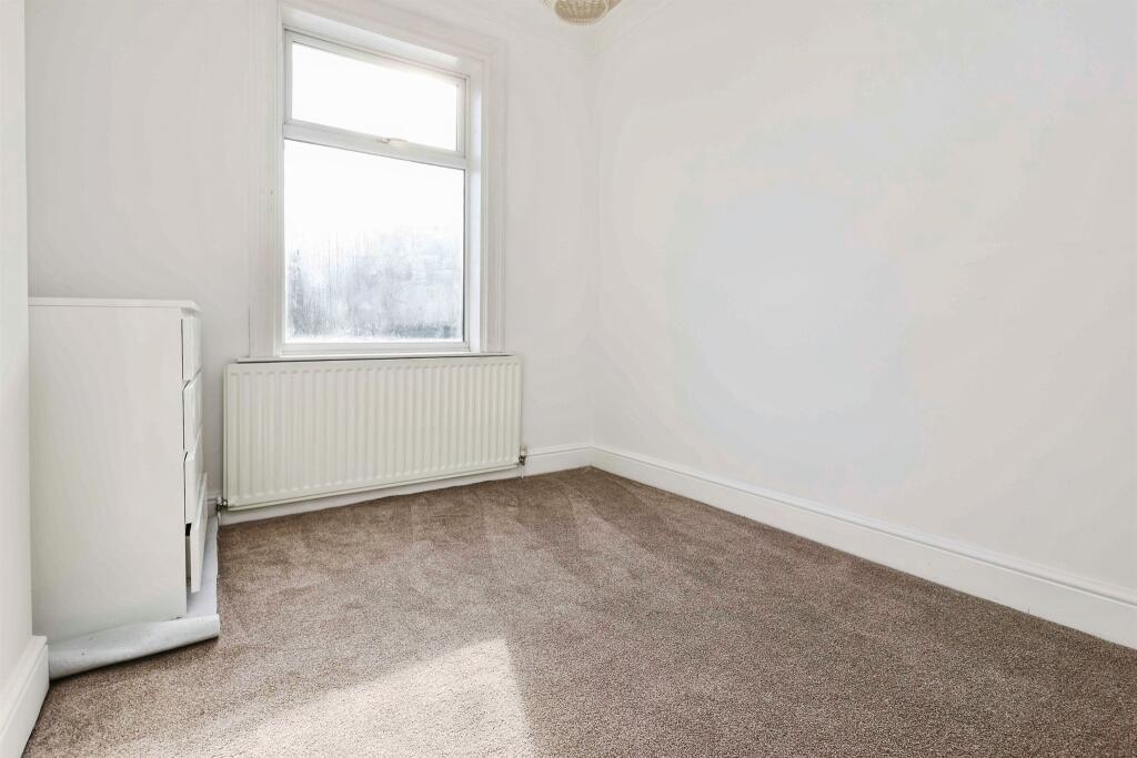 Additional image 12 of Joinings Bank