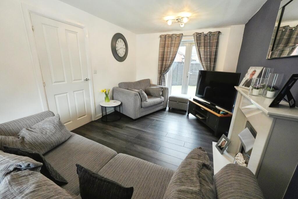 Additional image 9 of Old College Avenue, Oldbury, B68