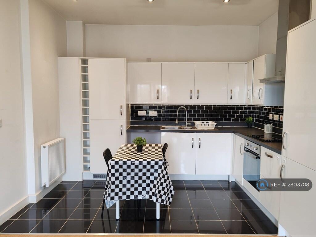 Parkgate Mews, Shirley, Solihull, B90 photo 2