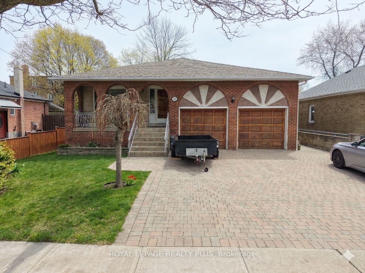 11 Ranwood Drive, Toronto, ON, M9N 3E8