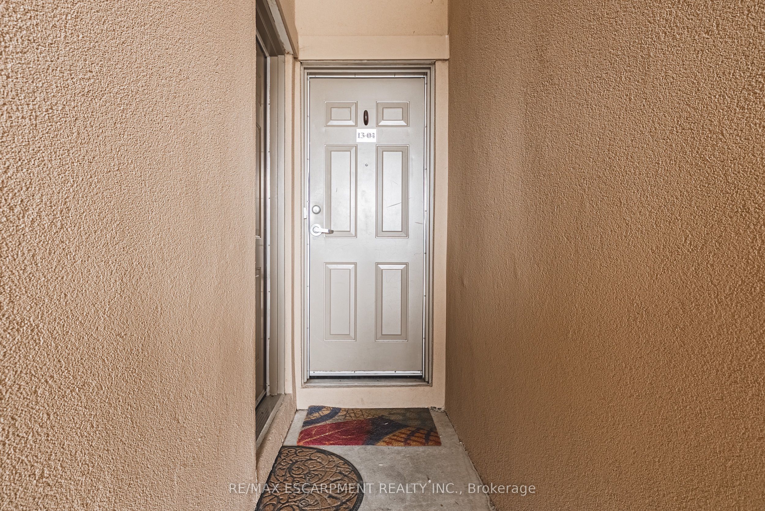 Additional image 2 of 13-04 - 2420 Baronwood Drive, Halton