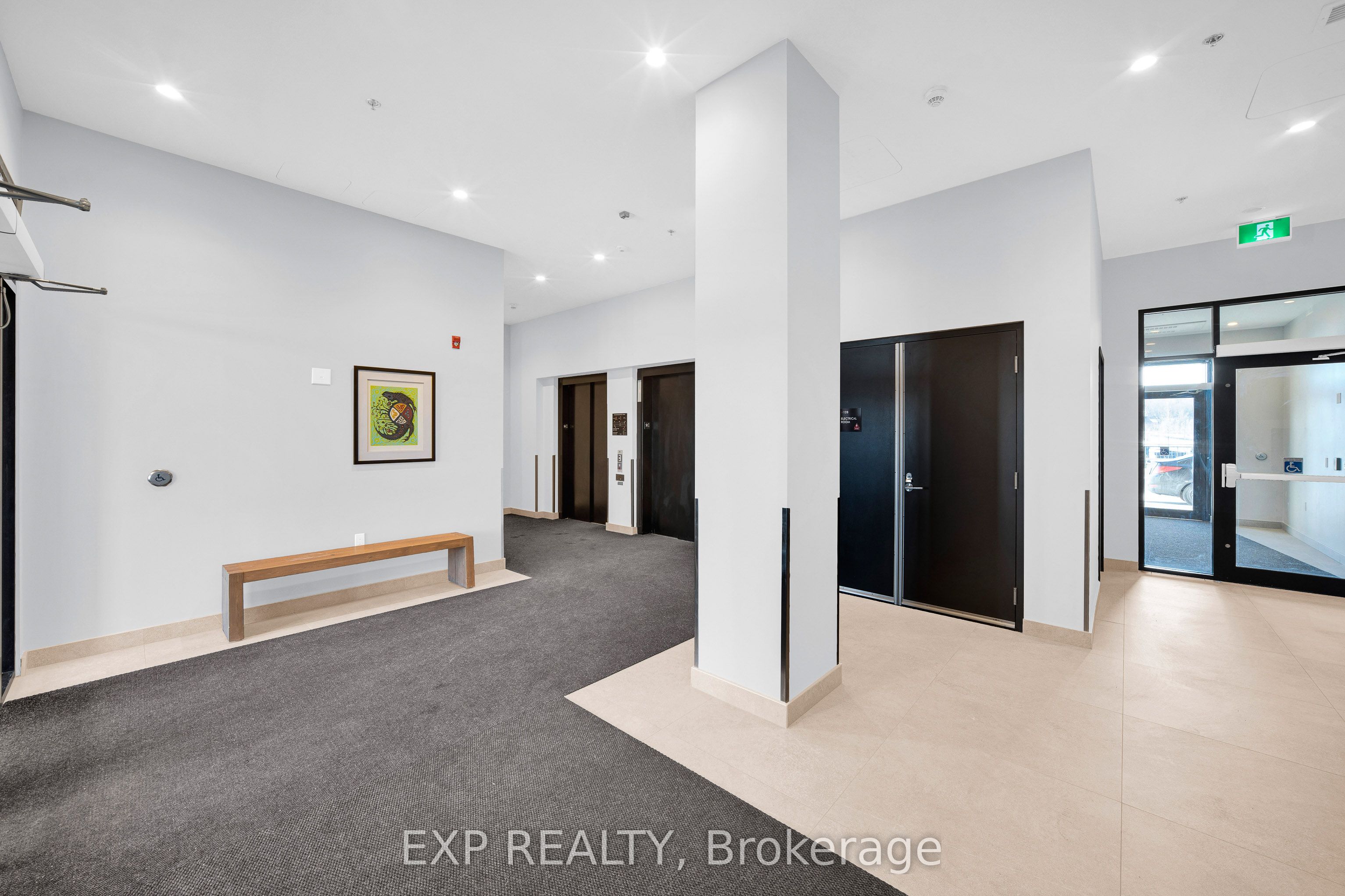 Additional image 3 of 220-1350 Hemlock Road, Ottawa, ON, K1K 5C2