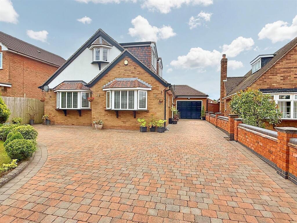 Grosvenor Avenue, Streetly