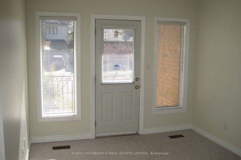 Additional image 8 of 1-52 Jellicoe Avenue, Toronto, ON, M8W 1W4