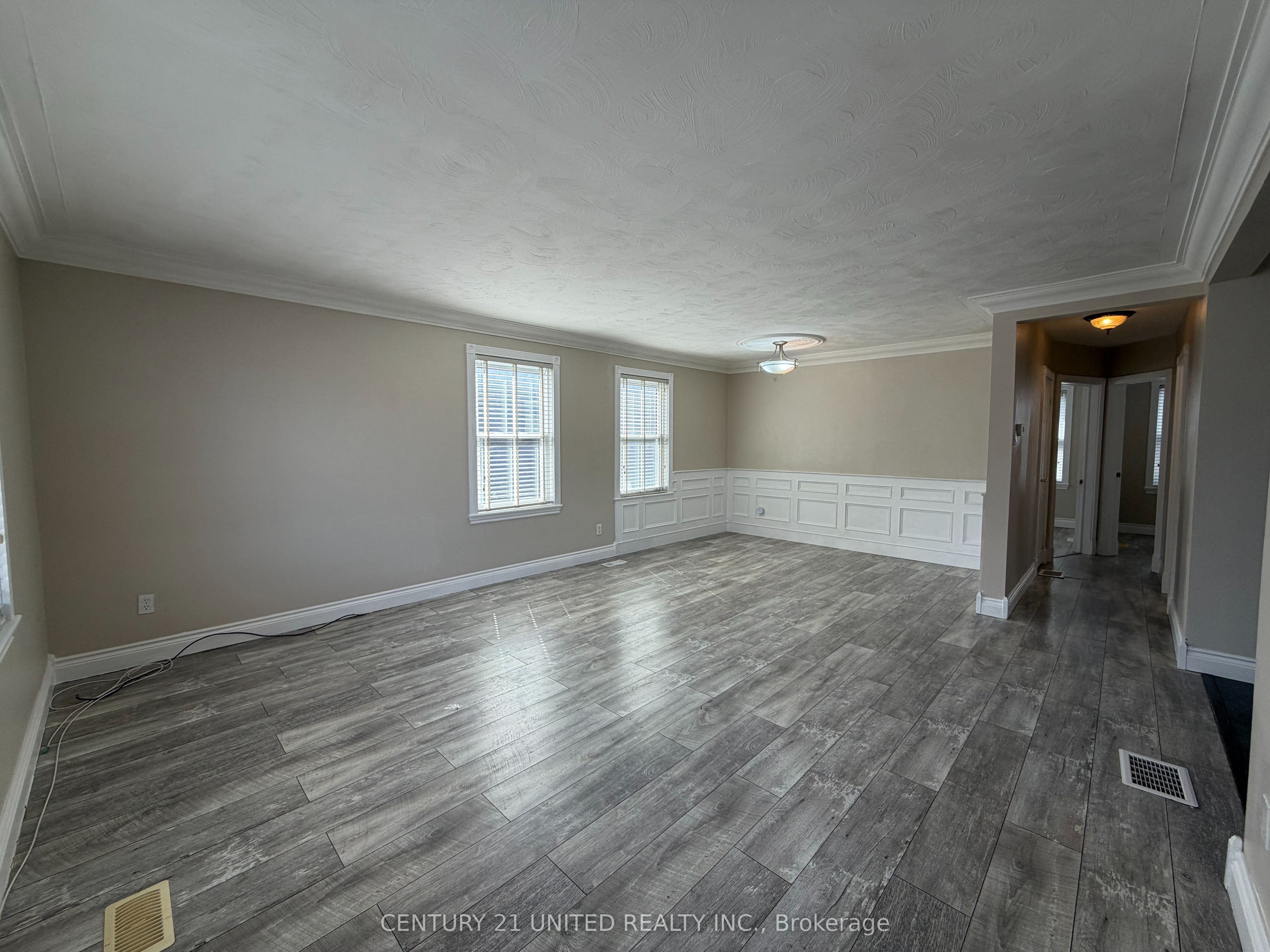 Additional image 3 of Upper-685 Armour Road, Peterborough, ON, K9H 1Z5