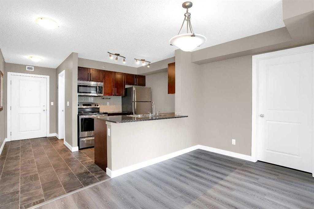 Additional image 5 of 9407-403 Mackenzie Way SW, Airdrie, AB, T4B 3V7