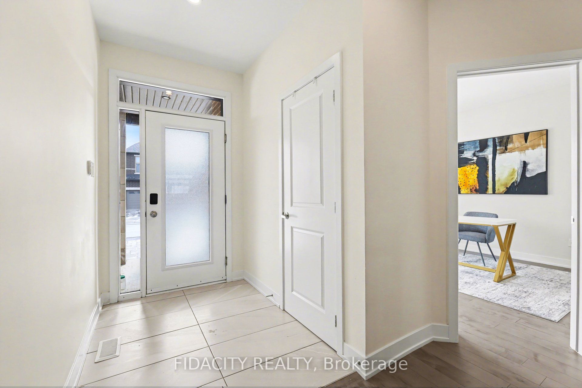 Additional image 4 of 565 Bobolink Ridge, Ottawa, ON, K2S 2P4