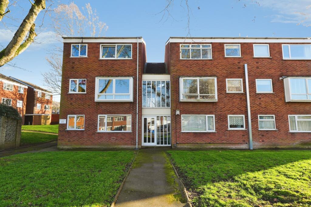 Lyde Green, Halesowen, B63