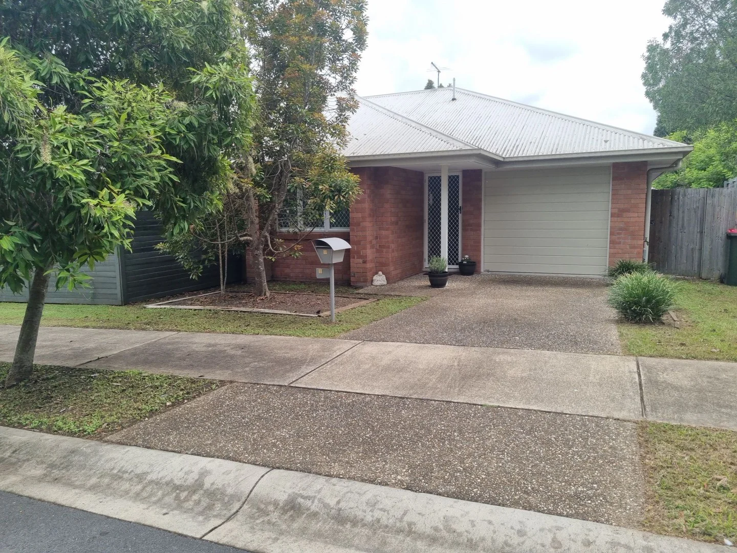 2/1 McNaughton Street, Morayfield QLD 4506