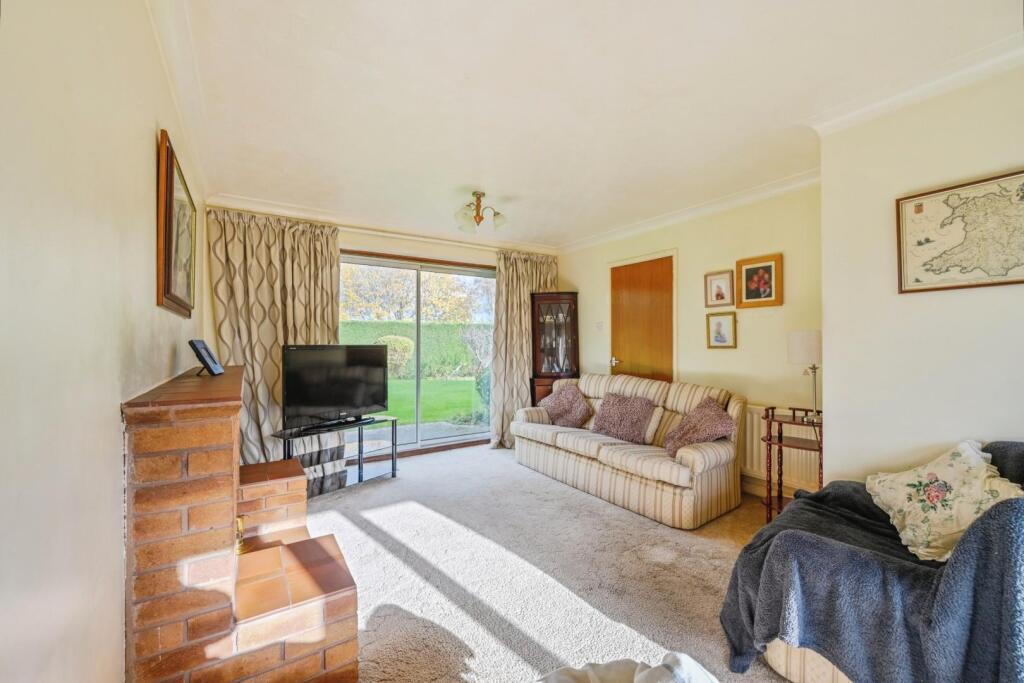 Additional image 3 of Greenacre Close, Tamworth