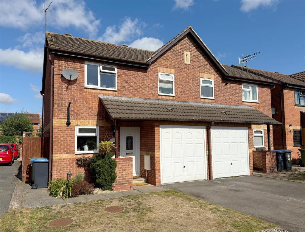 Scott Close, Bidford-on-Avon, Alcester