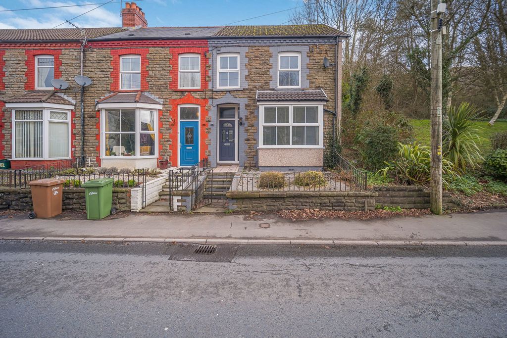 3 bed end terrace house for saleThomas Street, Abertridwr, Caerphilly CF83
