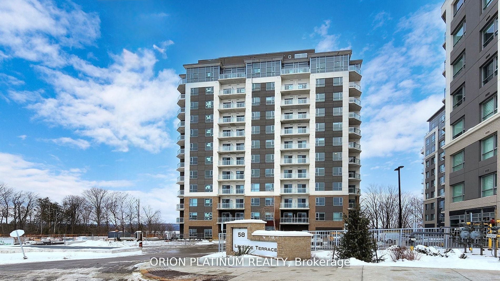 604-56 Lakeside Terrace, Barrie, ON, L4M 7B9