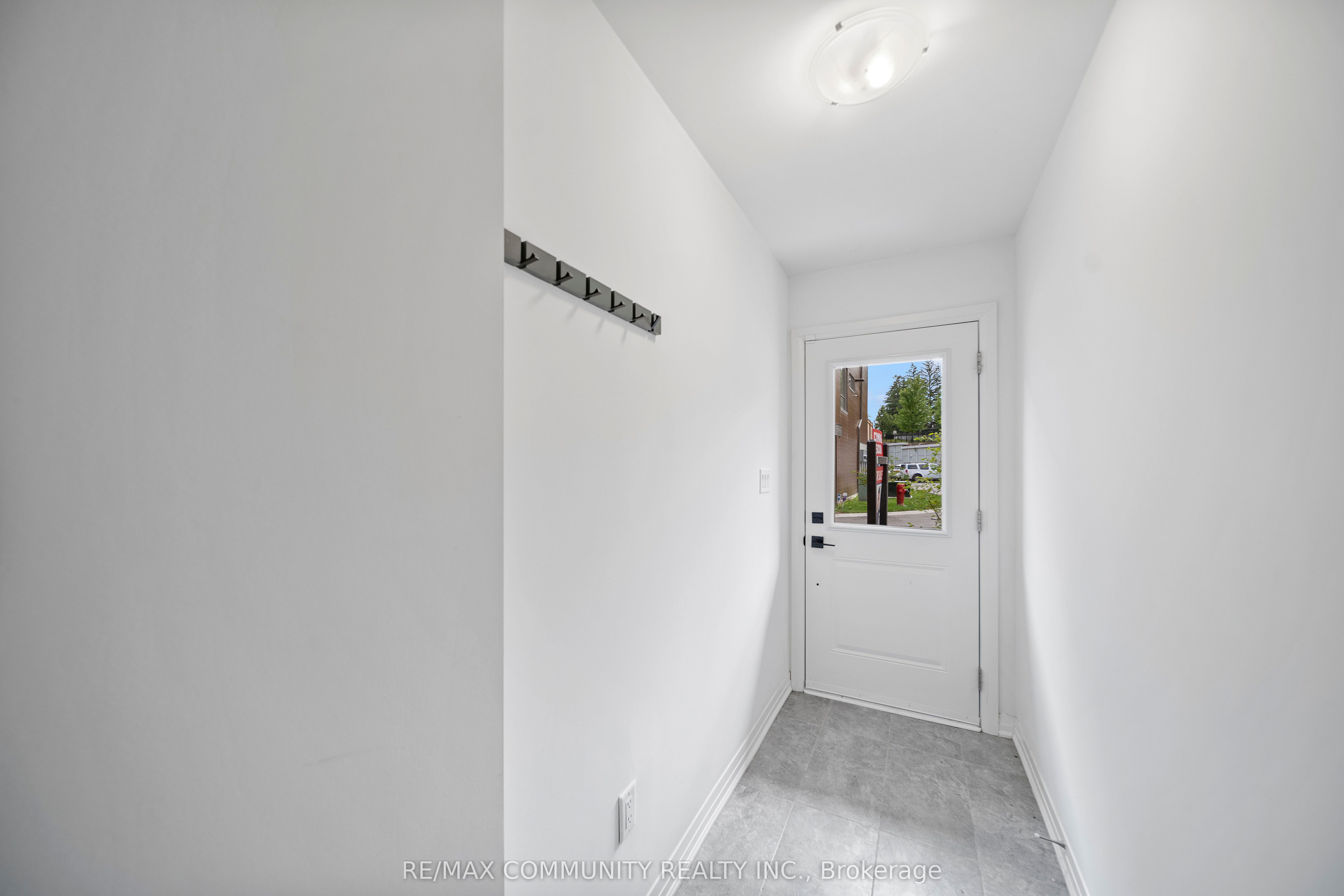 1672 Pleasure Valley Path N, Oshawa, ON, L1G 0E3 photo 5