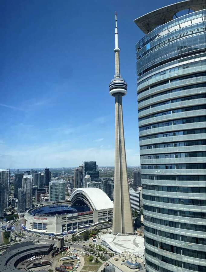 5201-10 York Street, Toronto, ON, M5J 0E1