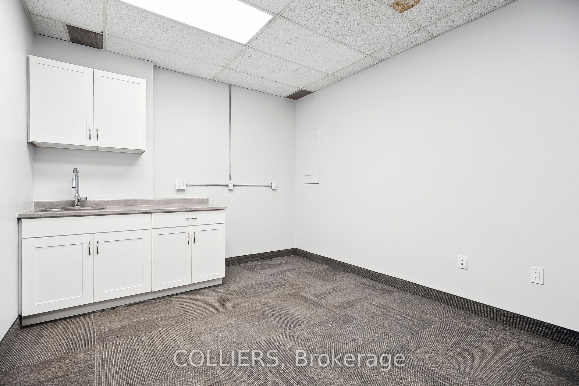 Additional image 6 of B01-1-845 Harrington Court, Burlington, ON, L7N 3P3