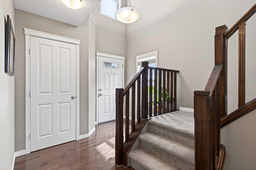Additional image 5 of 186 Covecreek Place NE, Calgary, AB, T3K 0L3