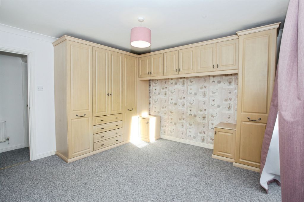 Additional image 15 of 4 bed detached house for saleBron Las, Penpedairheol, Hengoed CF82