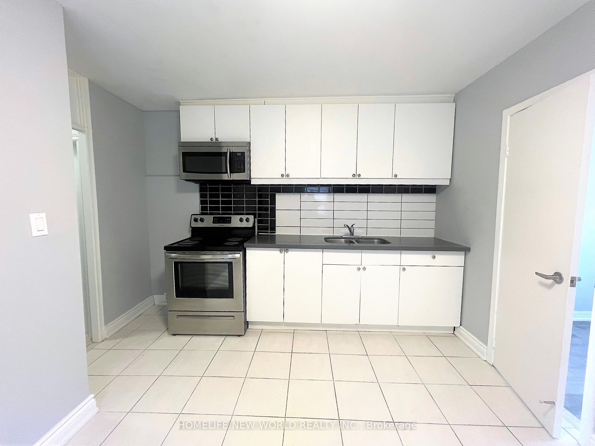Additional image 2 of 1-2 Thornton Avenue, Toronto, ON, M6E 2C9