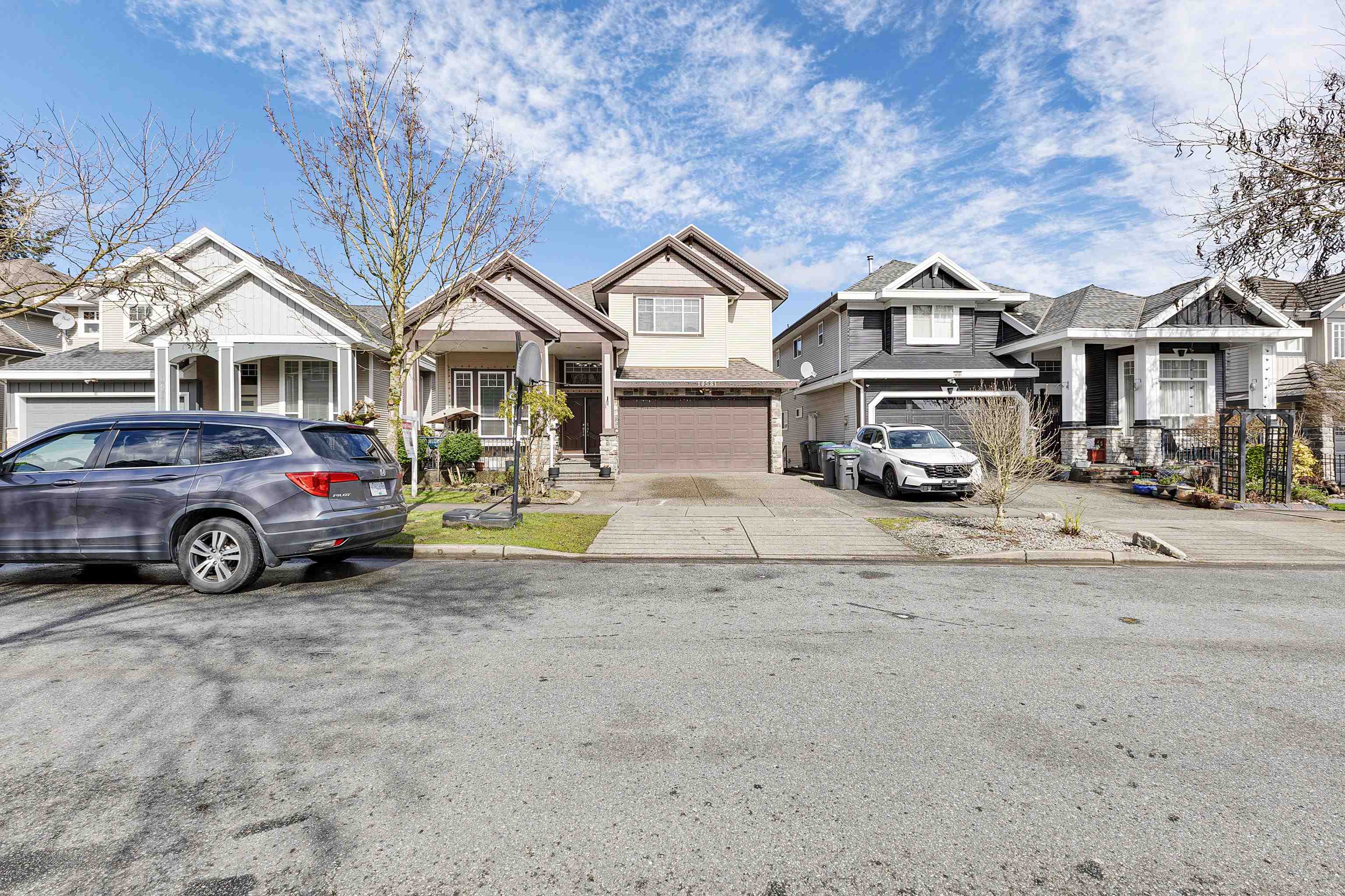 14581 76a Avenue, Surrey, BC, V3S 2P4