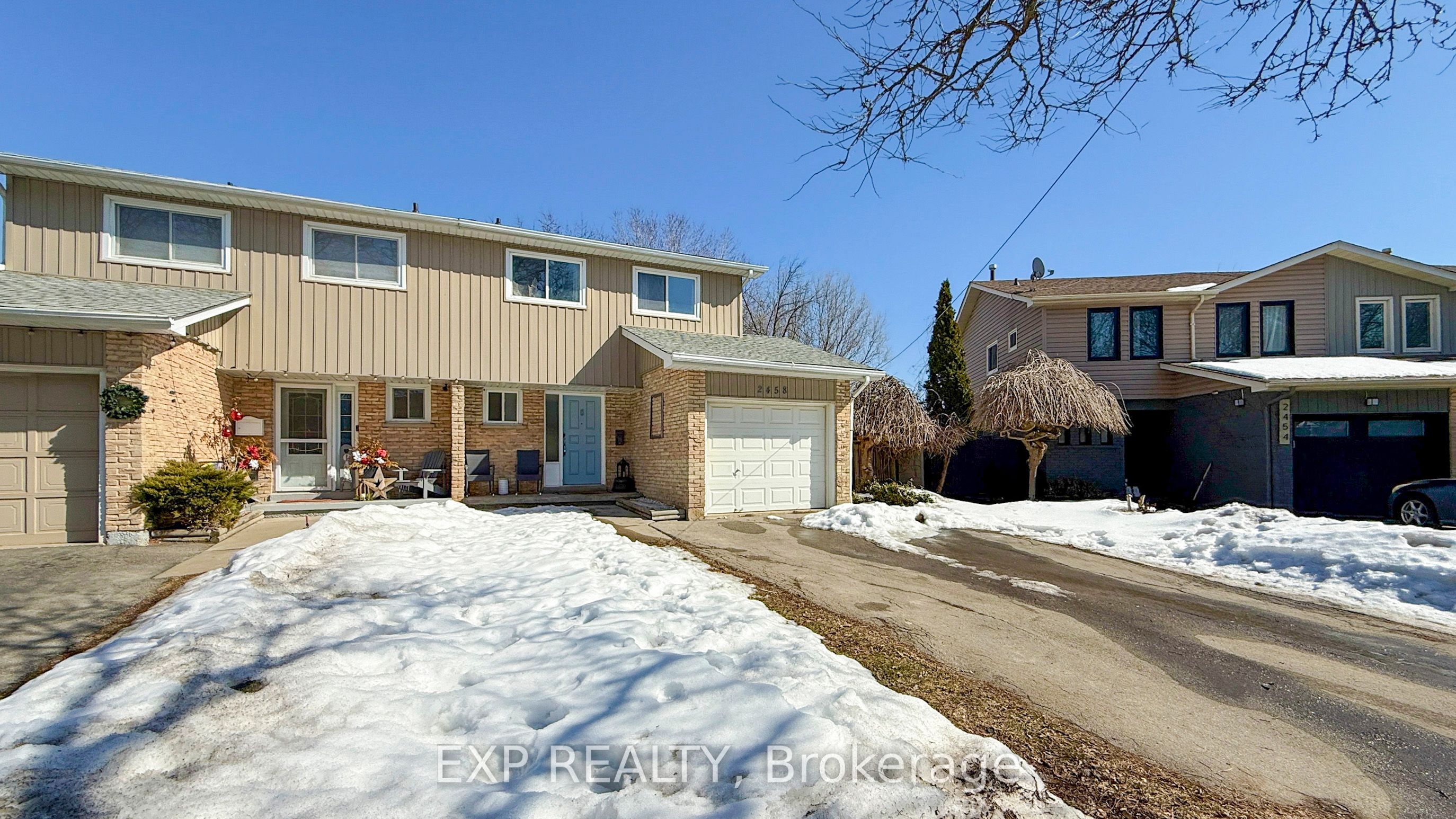 2458 Cobbinshaw Cir Drive, Mississauga, ON, L5N 2G3