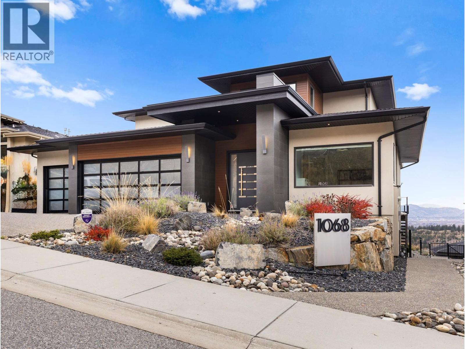 1068 Clarance Avenue, Kelowna, BC, V1W5M6