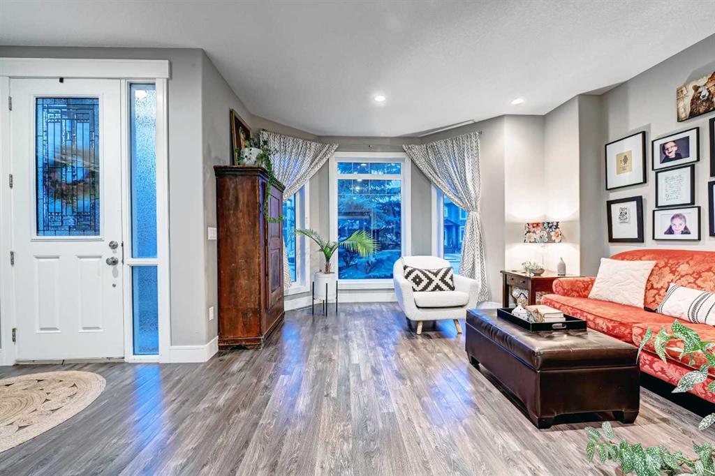 Additional image 5 of 4418 19 Avenue NW, Calgary, AB, T3B 0R9