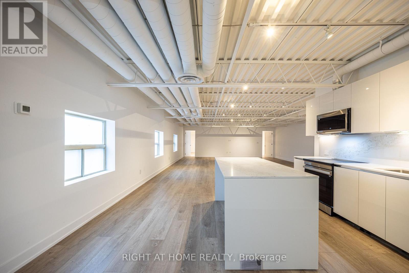 Additional image 3 of 550 College Street, Toronto, ON, M6G1B1