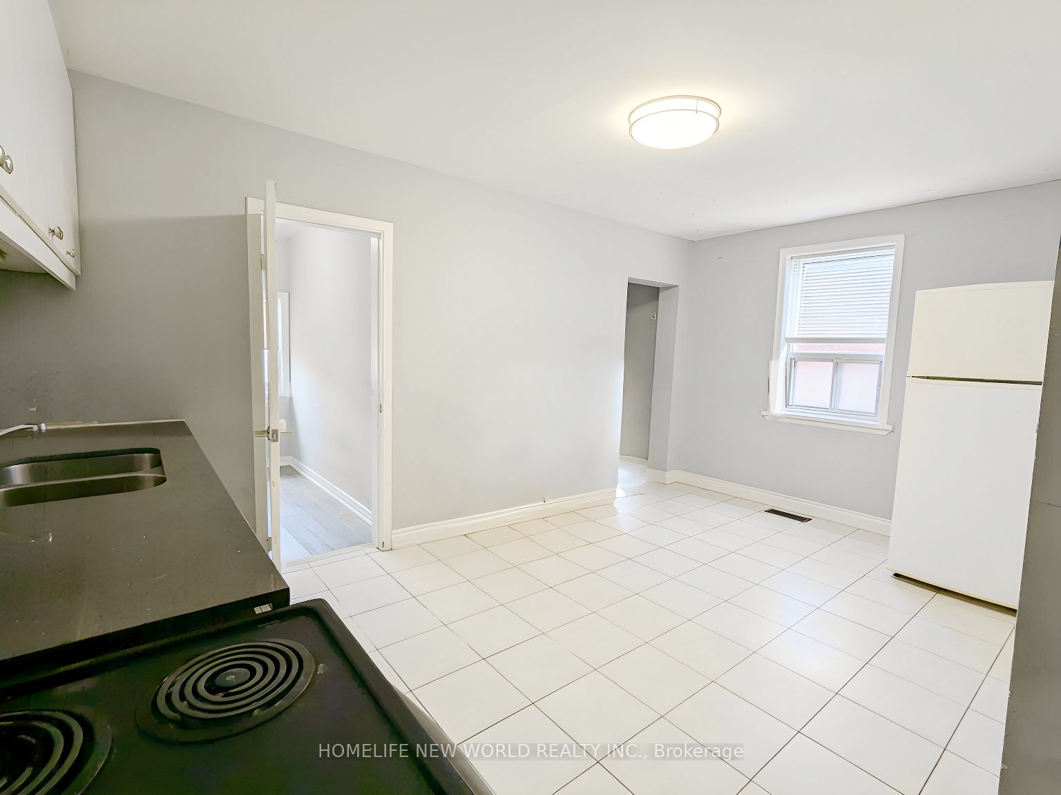Additional image 3 of 1-2 Thornton Avenue, Toronto, ON, M6E 2C9