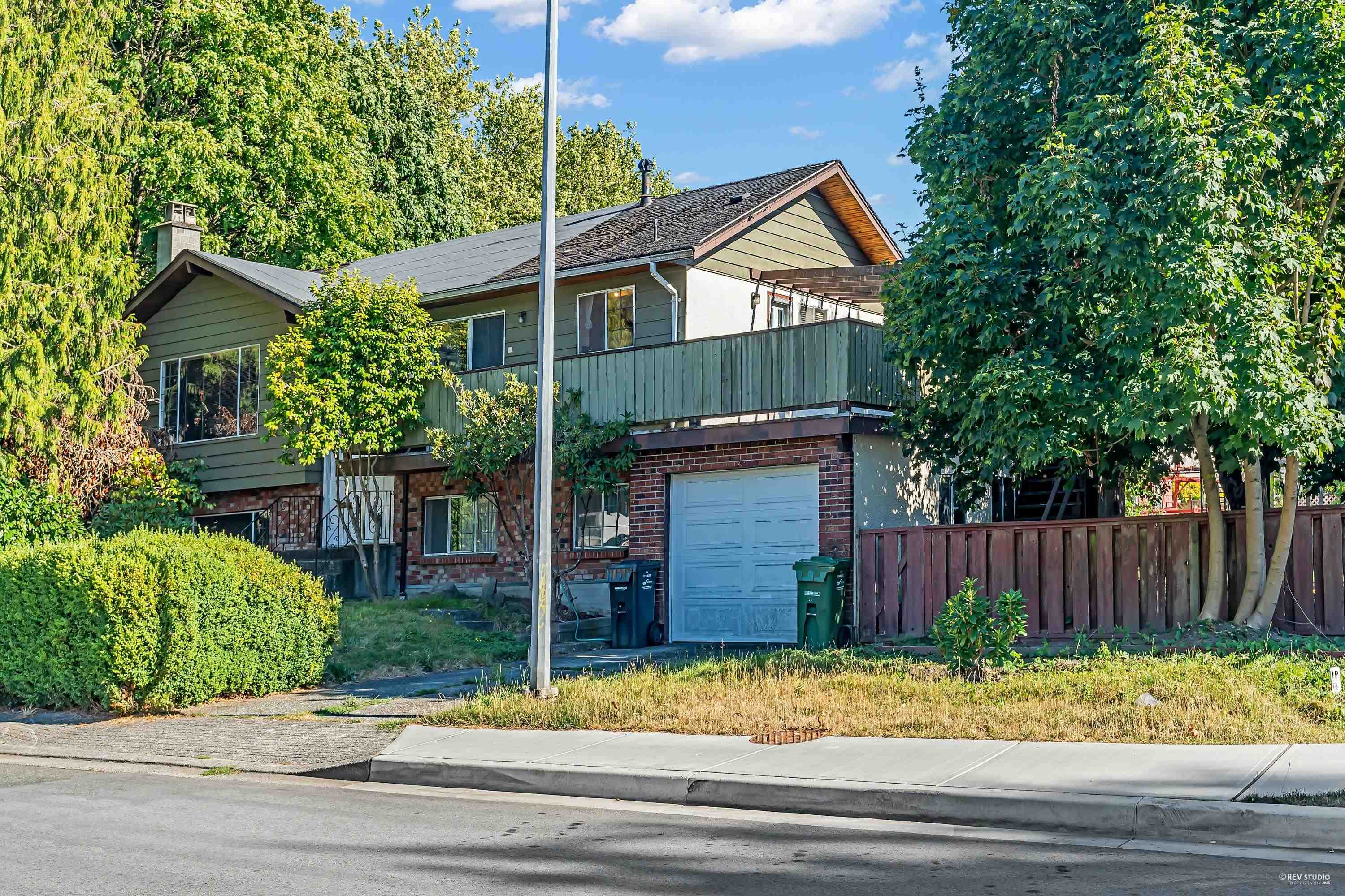 Additional image 2 of 9040 Glenallan Gate, Richmond, BC, V7A 1Z3