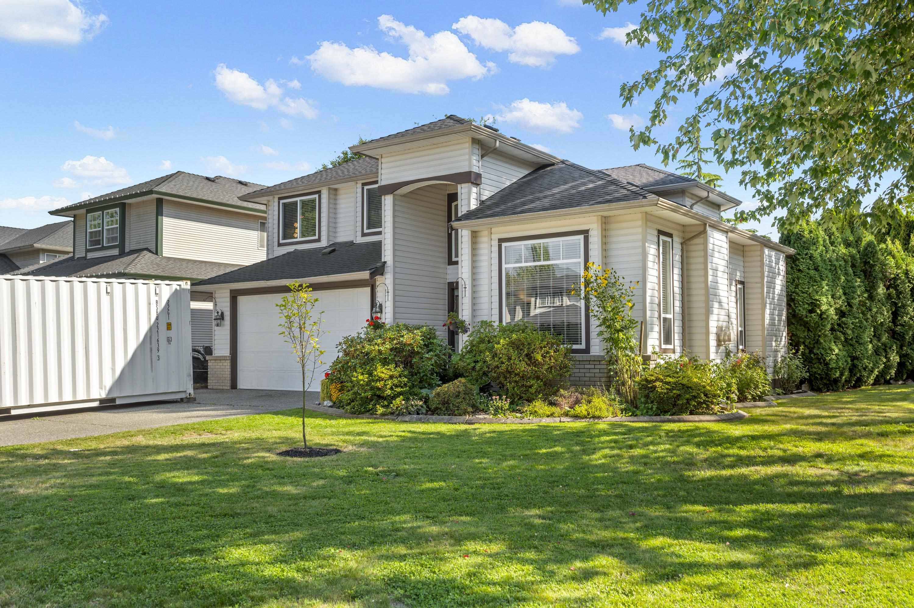 16868 61a Avenue, Surrey, BC, V3S 8X7