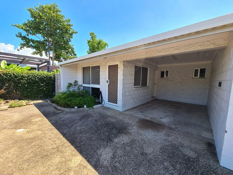 4/16 Philp Street, Hermit Park QLD 4812