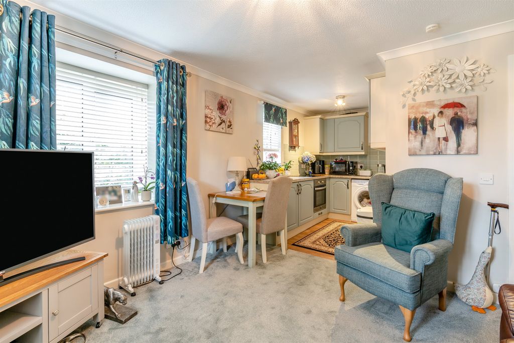 Additional image 4 of 1 bed flat for saleKingsmead Court, The Oldway Centre, Monmouth, Monmouthshire NP25
