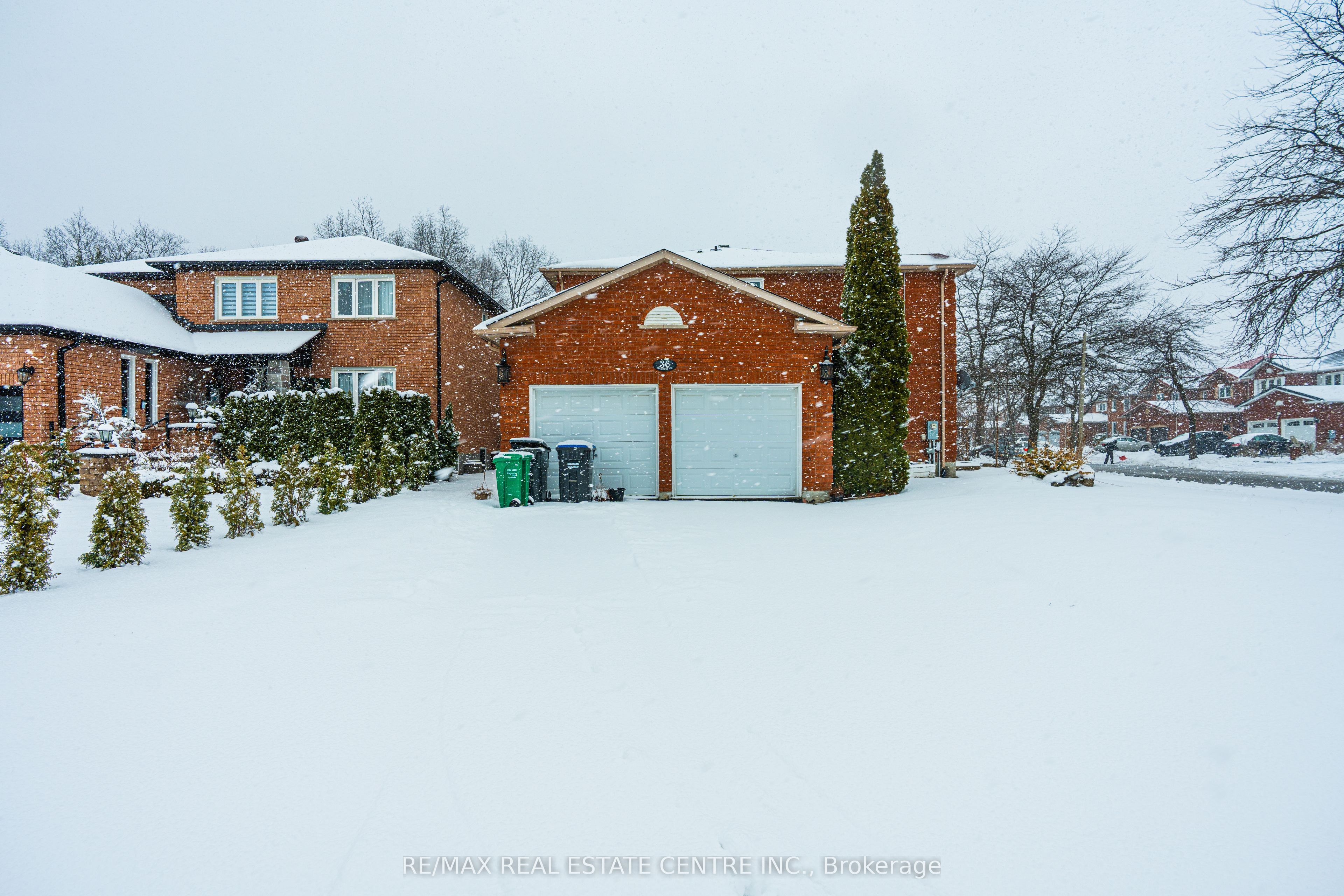 Additional image 2 of 36 Woodbury Court, Brampton, ON, L6Y 4K5