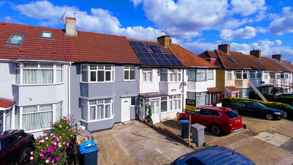 Additional image 3 of 4 bed terraced house for saleSummit Close, London NW9