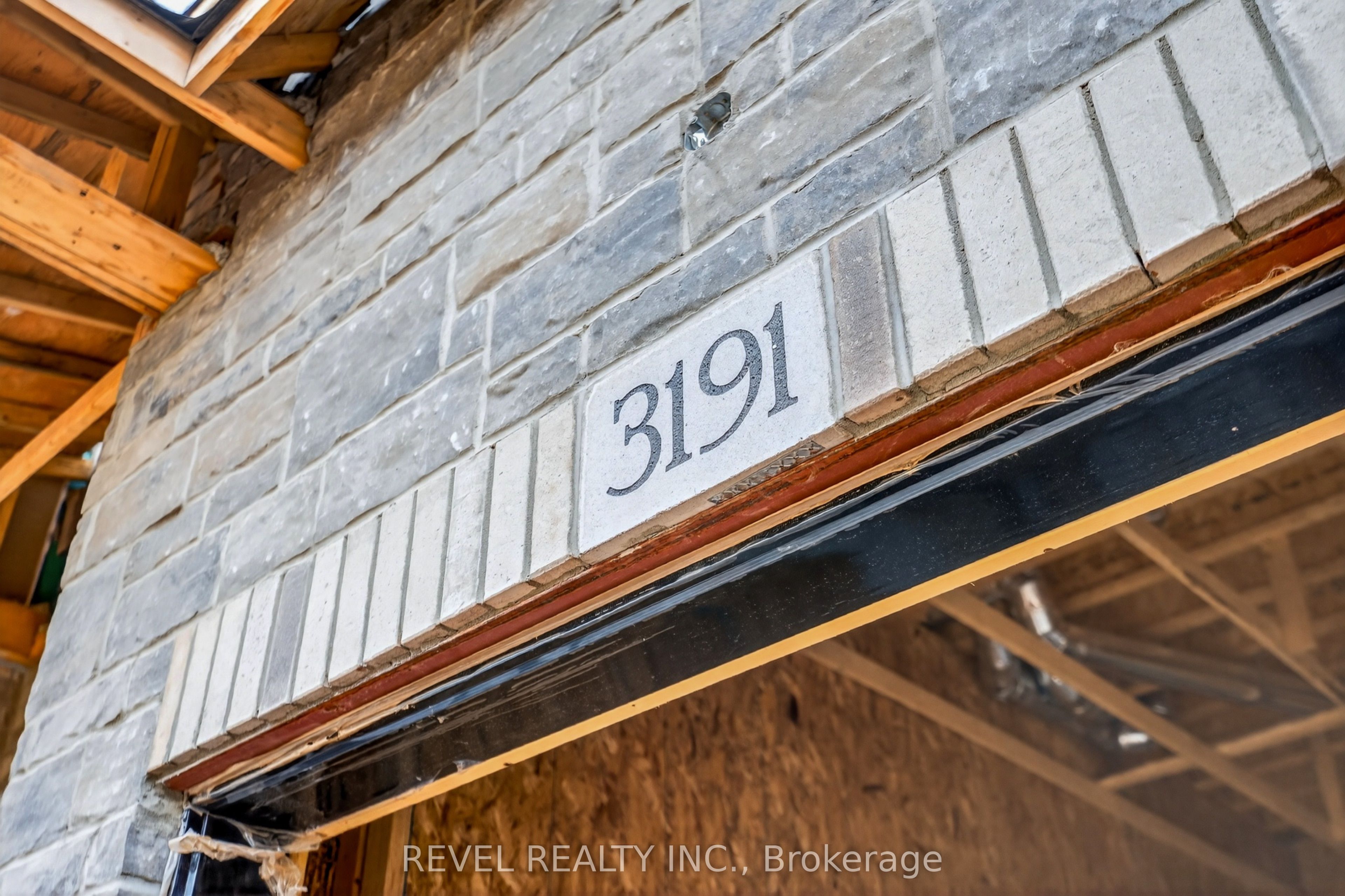 Additional image 4 of 9-600 Maplehill Drive, Burlington, ON, L7N 2W3