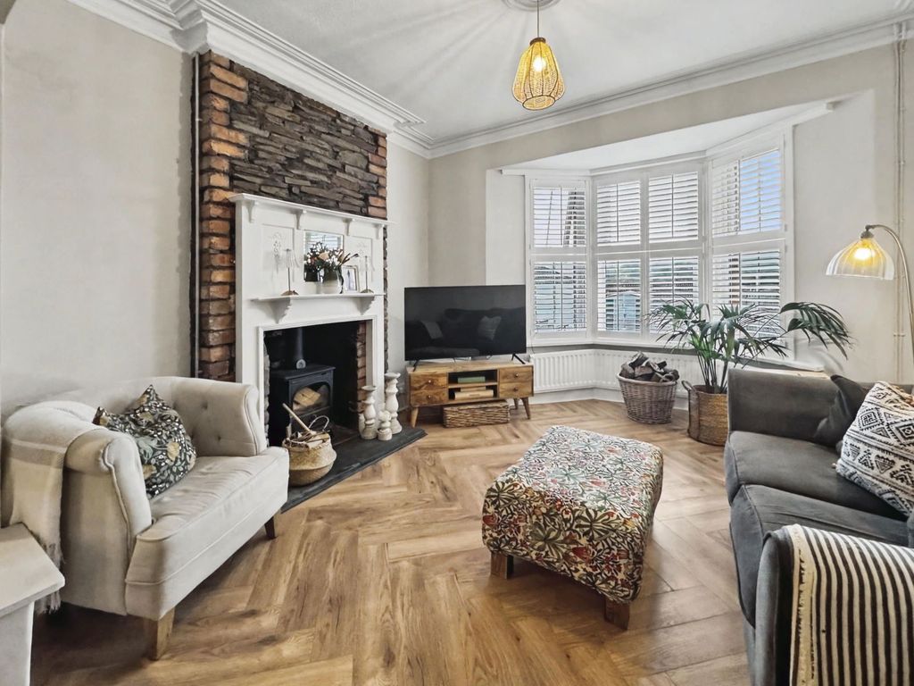 Additional image 2 of 4 bed semi-detached house for saleWyndham Street, Machen CF83