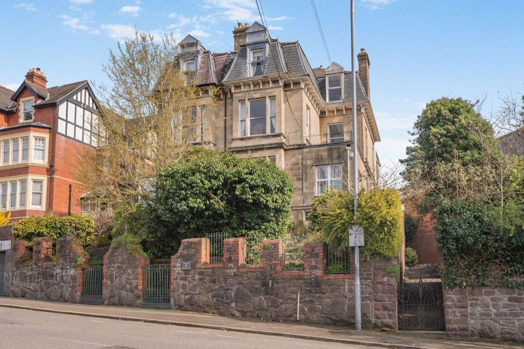 7 bed semi-detached house for saleStow Park Avenue, Newport NP20